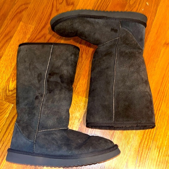 Sheepskin “Ugg” like tall boots size 9 womens, deep brown/ preowned - Picture 1 of 7